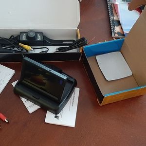 Back up dash camera set New in box